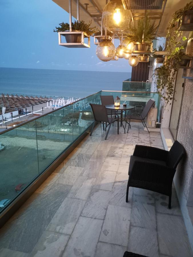 Maravali Seaview Mamaia Daire Dış mekan fotoğraf